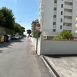 Condominio Nevada a pochi passi dal mare da Agenzia Colla Jesolo