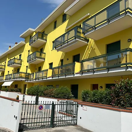 Nevada A Pochi Passi Dal Mare Da Agenzia Colla * Lido di Jesolo